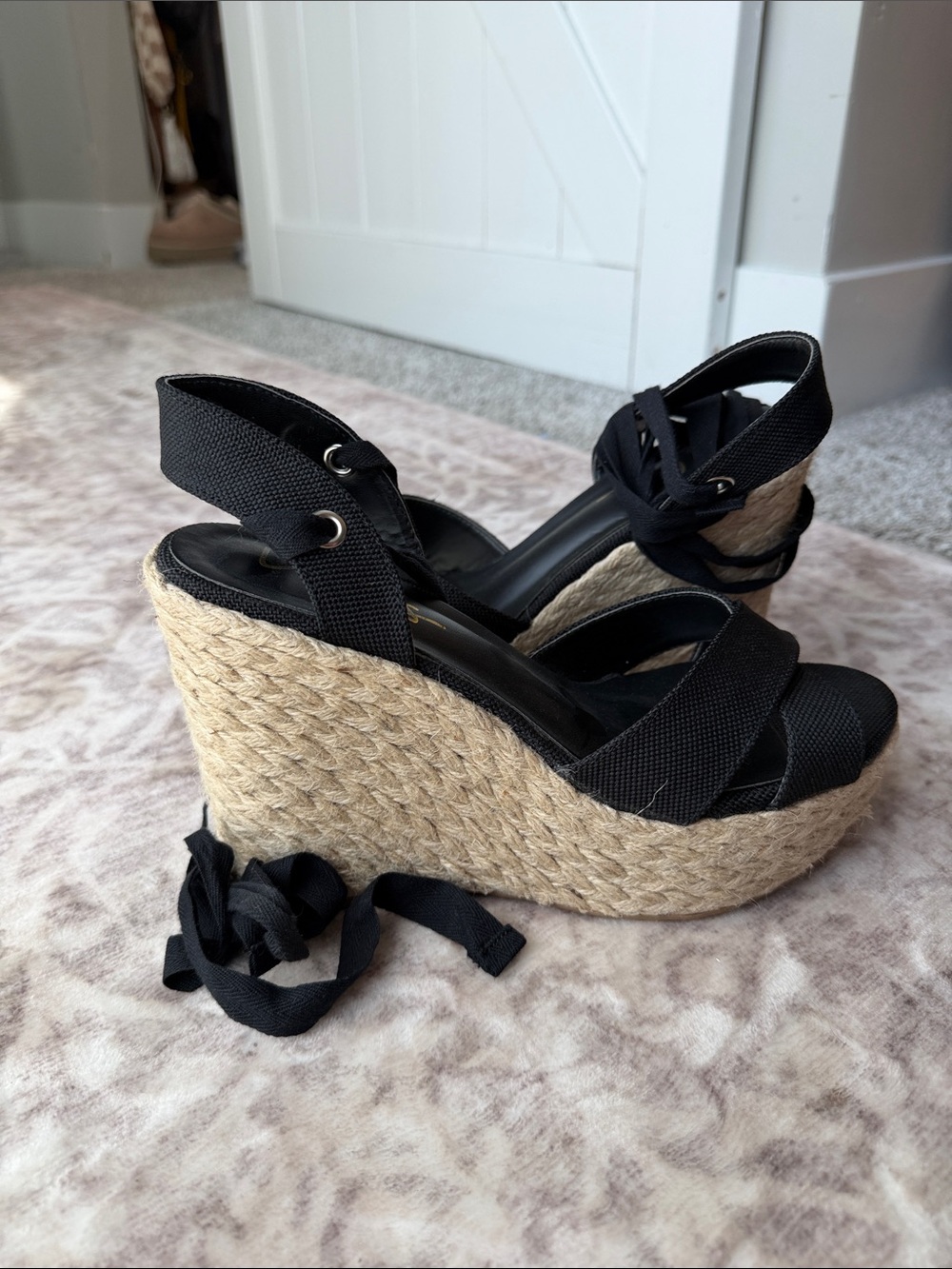 Lulu's Black Espadrille Wedge Sandals with Rope Platform